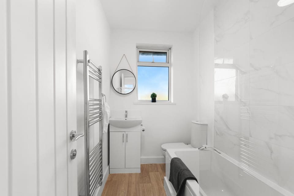 Toilet, Bathroom, Bath