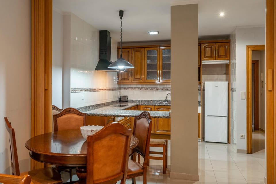 Property building, Kitchen or kitchenette, Living room