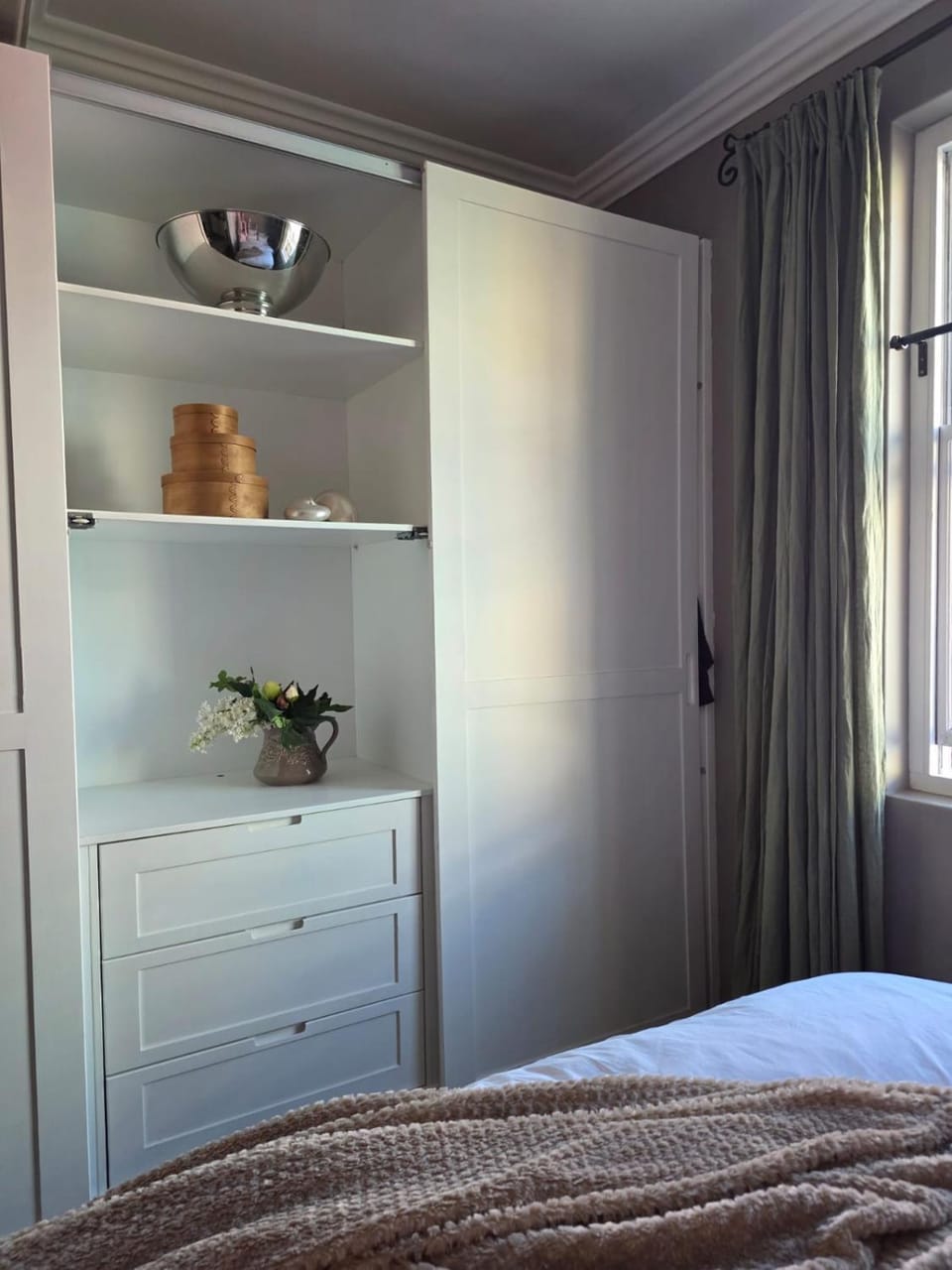 Bedroom, wardrobe
