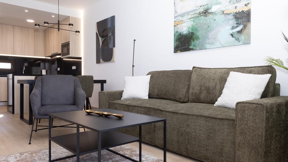 Kitchen or kitchenette, Living room