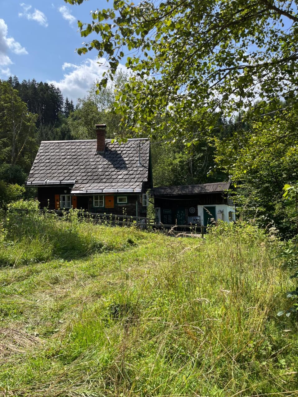 Property building, Spring