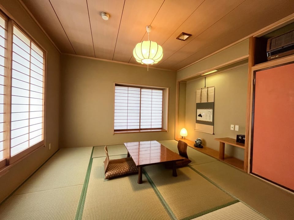 Renovated room! Japanese inn Matsumoto Ryokan in Japan