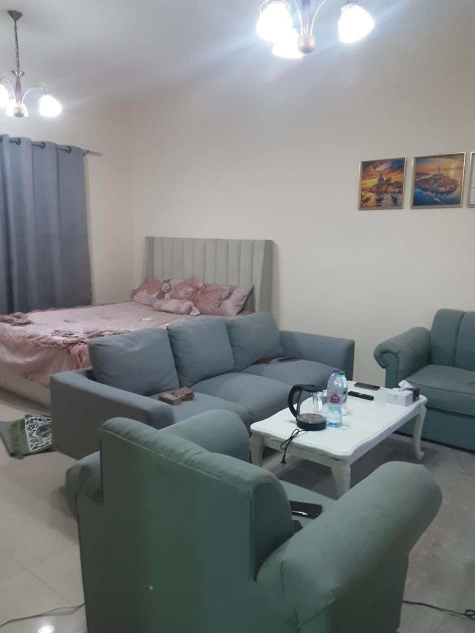 SUNNY BEDROOM With 2 Private Toilets Apartment in Al Sharjah