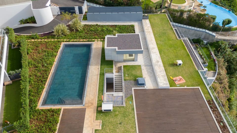 Garden, Swimming pool