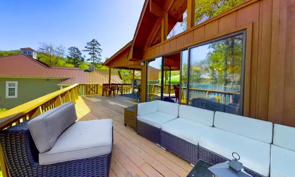 Norris Lake Cabin | Dock + Games Cabin in Norris Lake