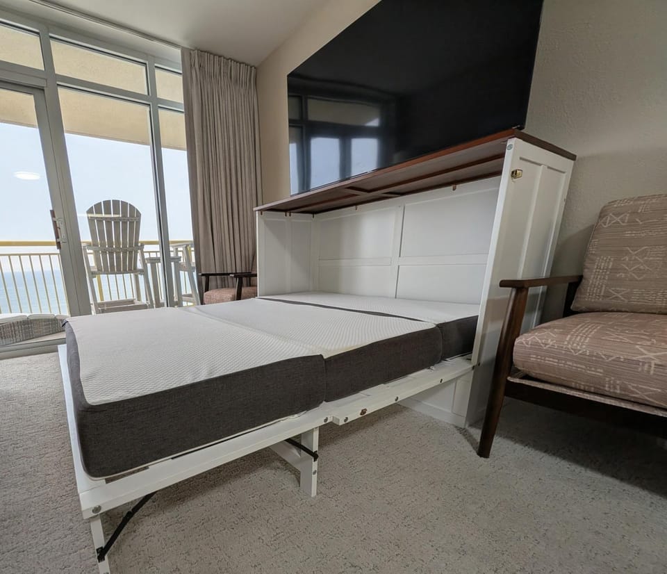 Beautiful Beachfront 2BR2Bath & 2 Balconies House in North Myrtle Beach