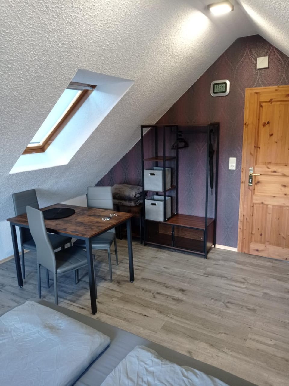 Photo of the whole room, Dining area