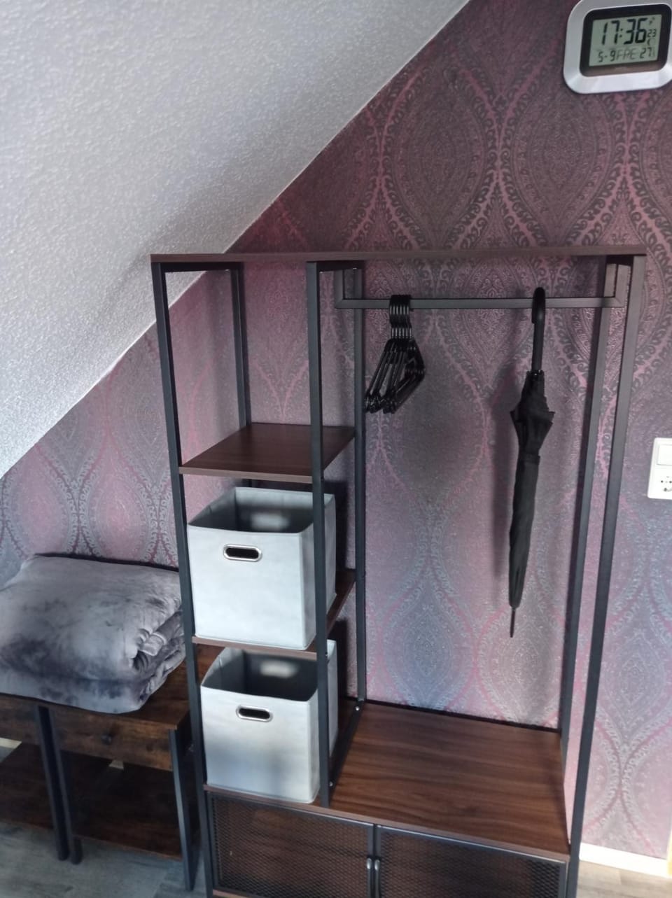 Photo of the whole room, wardrobe