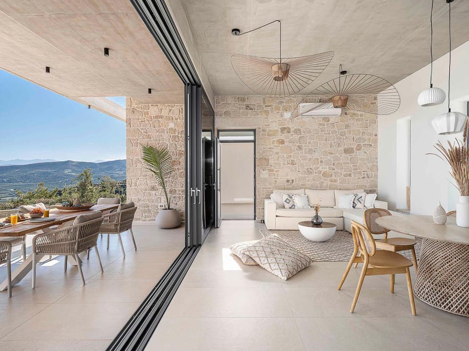 Living room, Dining area