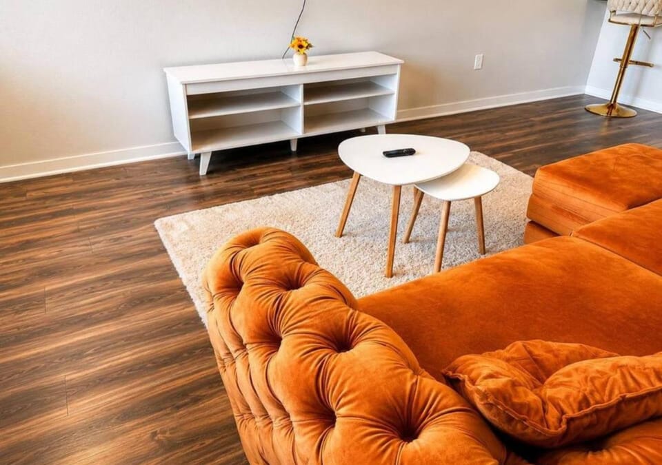 Casa Marigold Apartment in Des Moines
