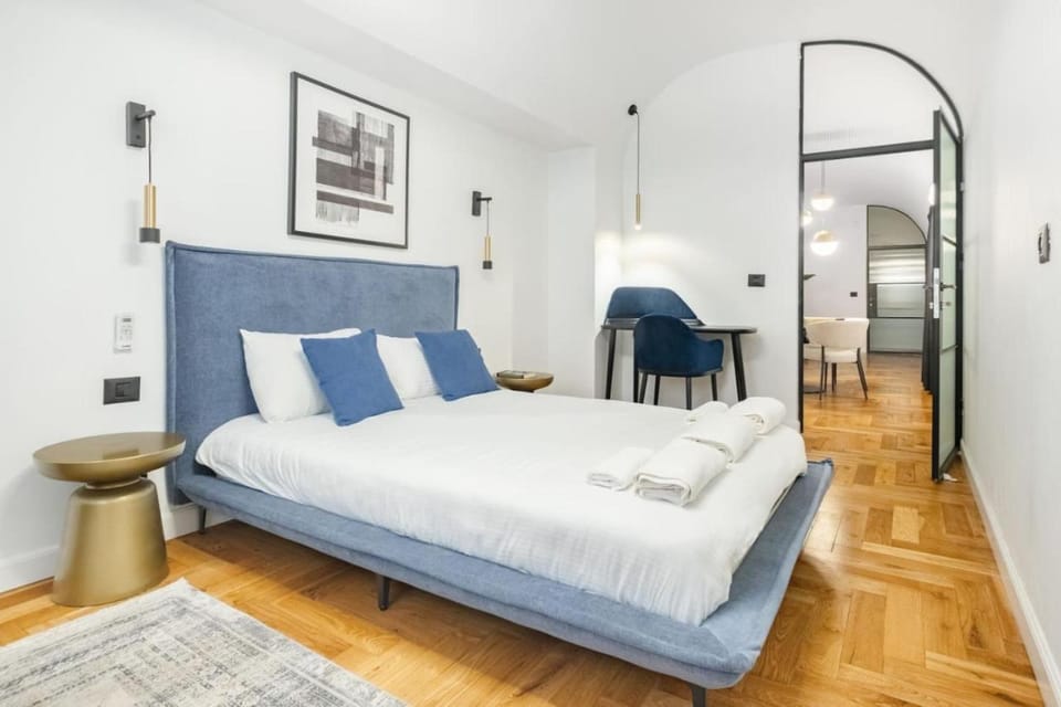 The Cave - Premium Apt - 2BR Washer Netflix TLV Apartment in Tel Aviv-Yafo