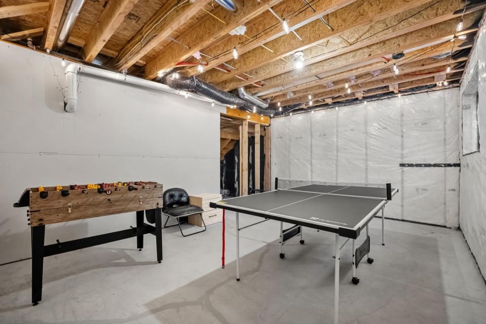 Table tennis
