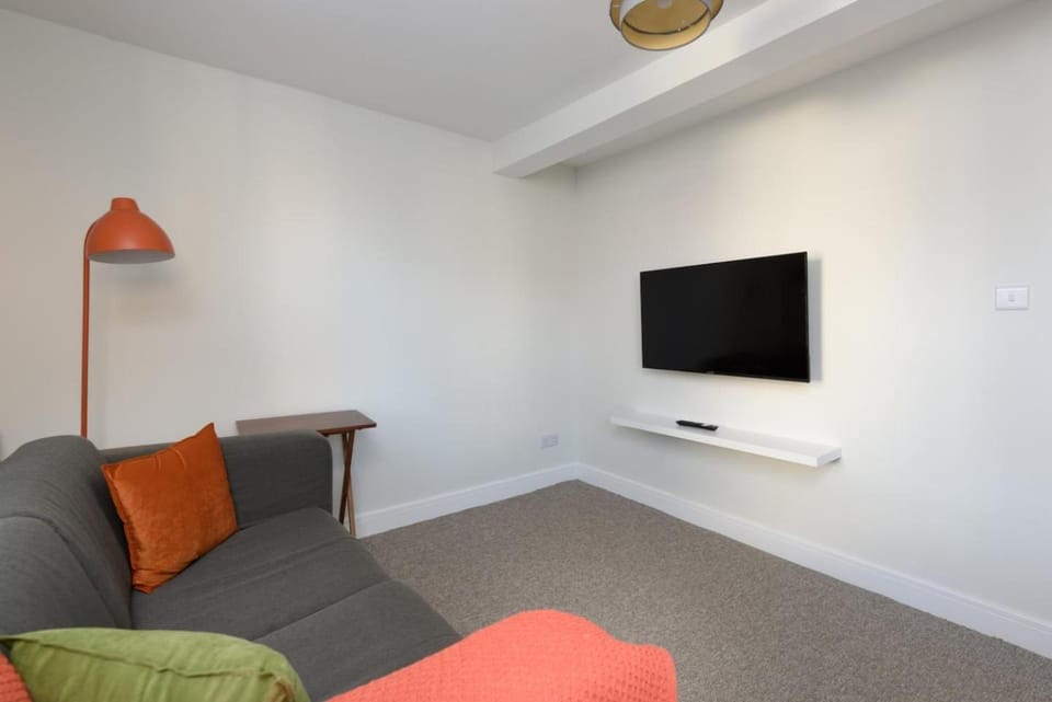 Perfect 3 Bedroom Accommodation for Contractors! House in Banbury
