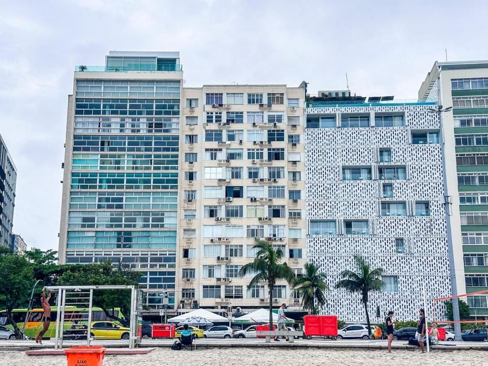 Property building, Spring, Day, Natural landscape, Summer, Beach, Location