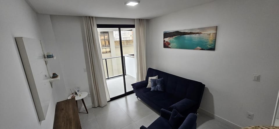 Apartamento Mobiliado 6 Lug Ar Condi garagem sacada Apartment in Porto Belo