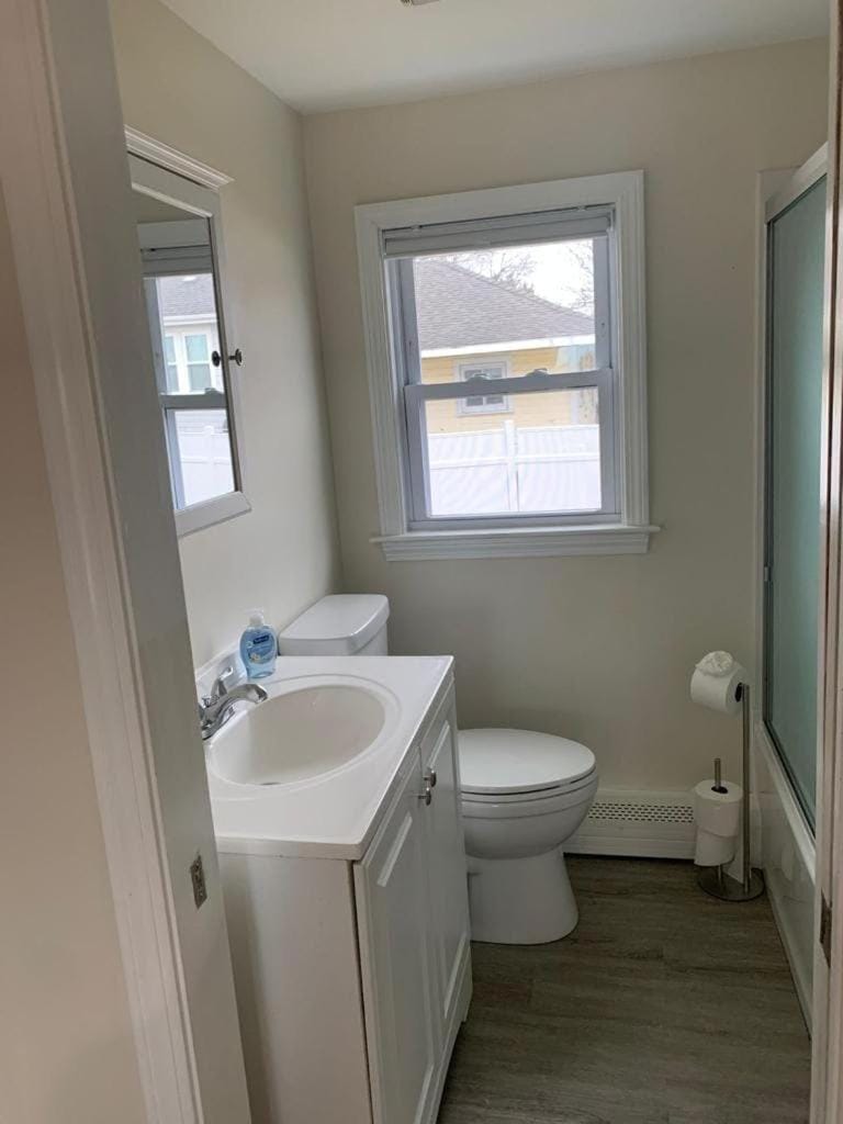 Shower, Toilet, Bathroom, hair dryier