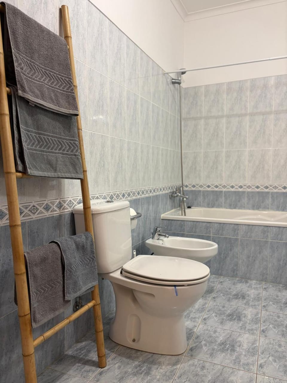 Toilet, Bath