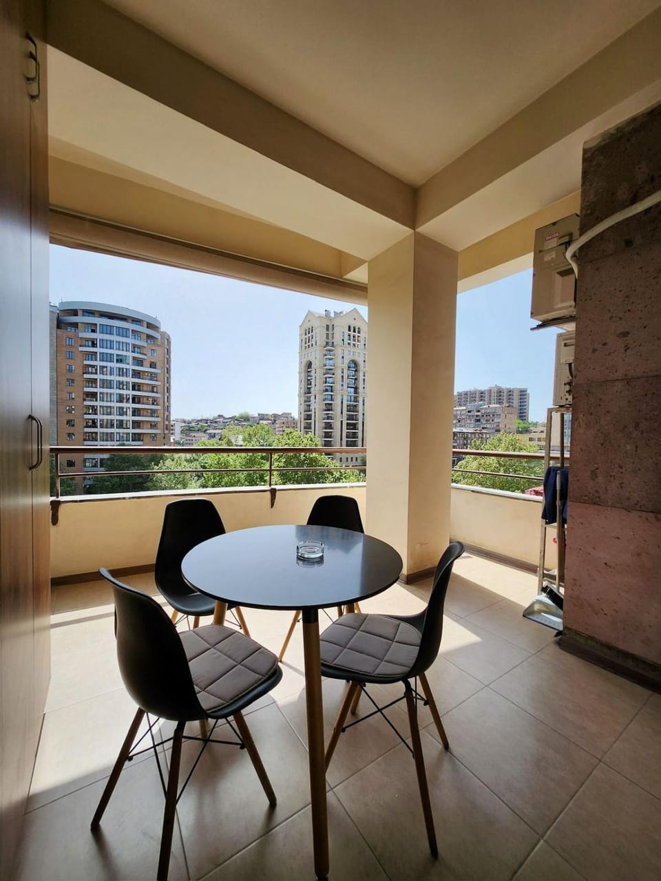 Premium Aparment for Large Groups anf Families 3Bedroom & 2Bathrooms in Center BY Arami Park Apartment in Yerevan