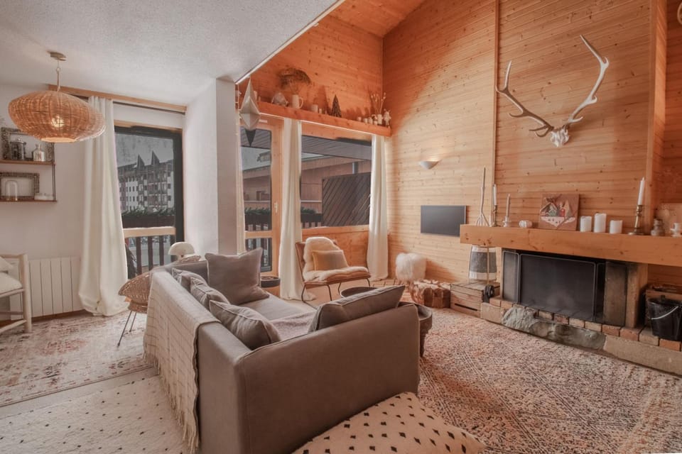 Hameau de Val 1389 Spacious cosy duplex in the heart of Val d’Isère Apartment in Val dIsere