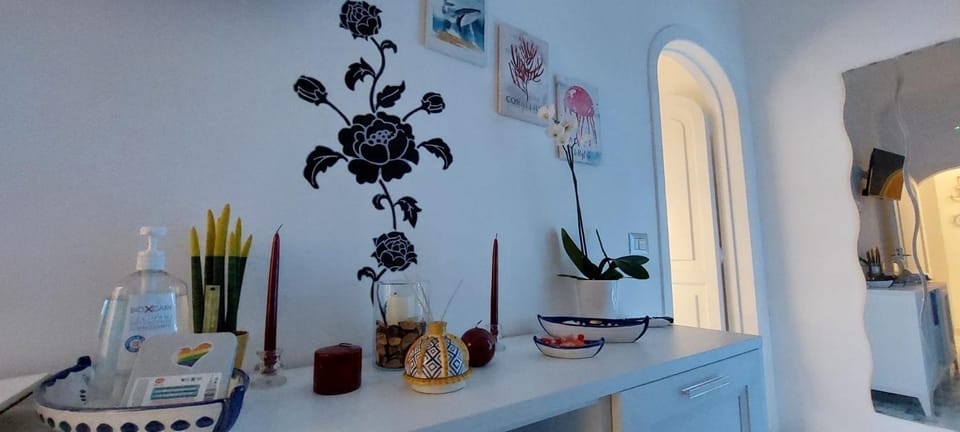 Living room, Decorative detail, Seating area