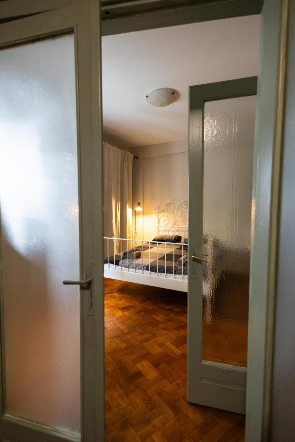 Square Suite Downtown Apartment in Bucharest