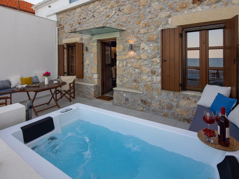 Hot Tub, Balcony/Terrace