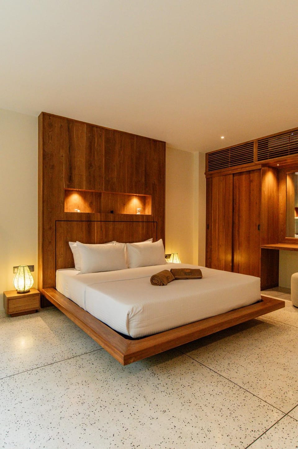 Bed, Photo of the whole room