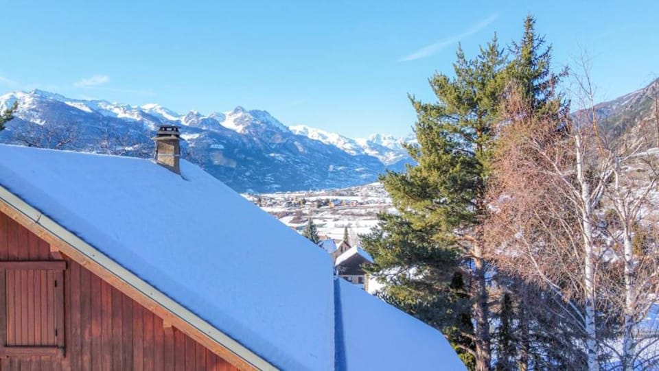 Property building, Natural landscape, Winter, Mountain view