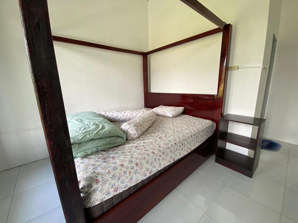 Djojo Bungalow - Jungle Trekking & Transportation - BUKIT LAWANG - NORTH SUMATERA Inn in Indonesia