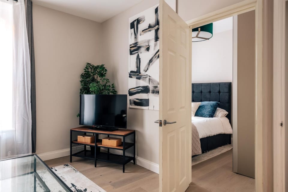 TV and multimedia, Bedroom