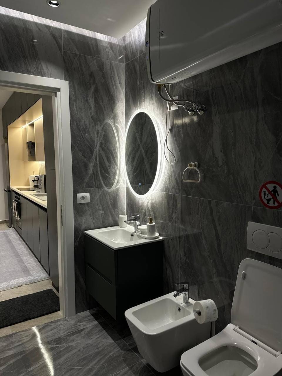 Shower, Toilet, Bathroom
