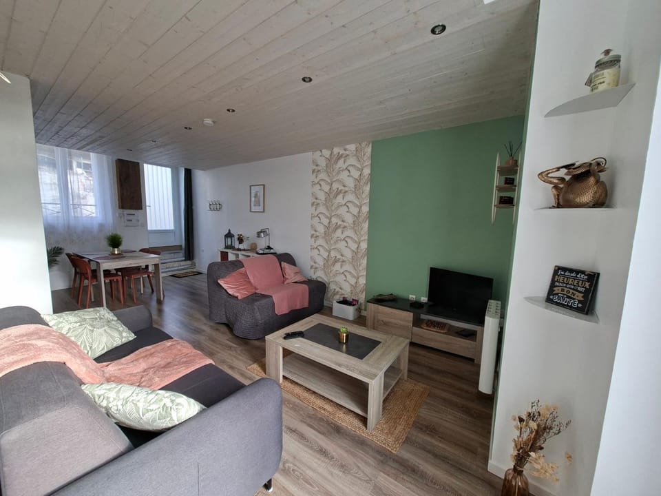 A l'orée de l'ouin Apartment in Nouvelle-Aquitaine
