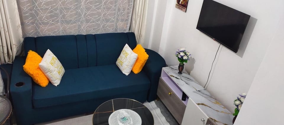 Vegaz Suites, The home of royal audacious comfort Apartment in Uganda