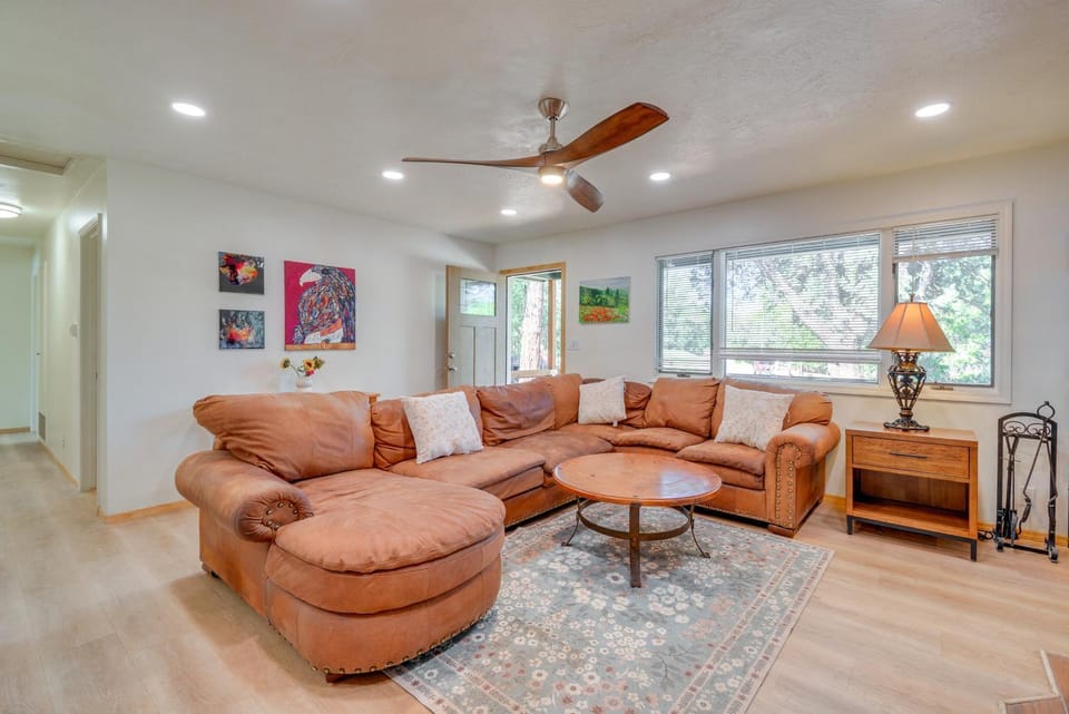 Dog Friendly! Peaceful Wooded Retreat in Prescott House in Prescott