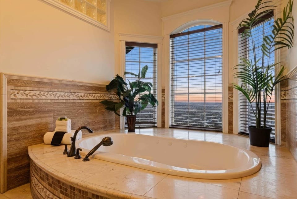 Private Family Home with Hot Tub House in Utah