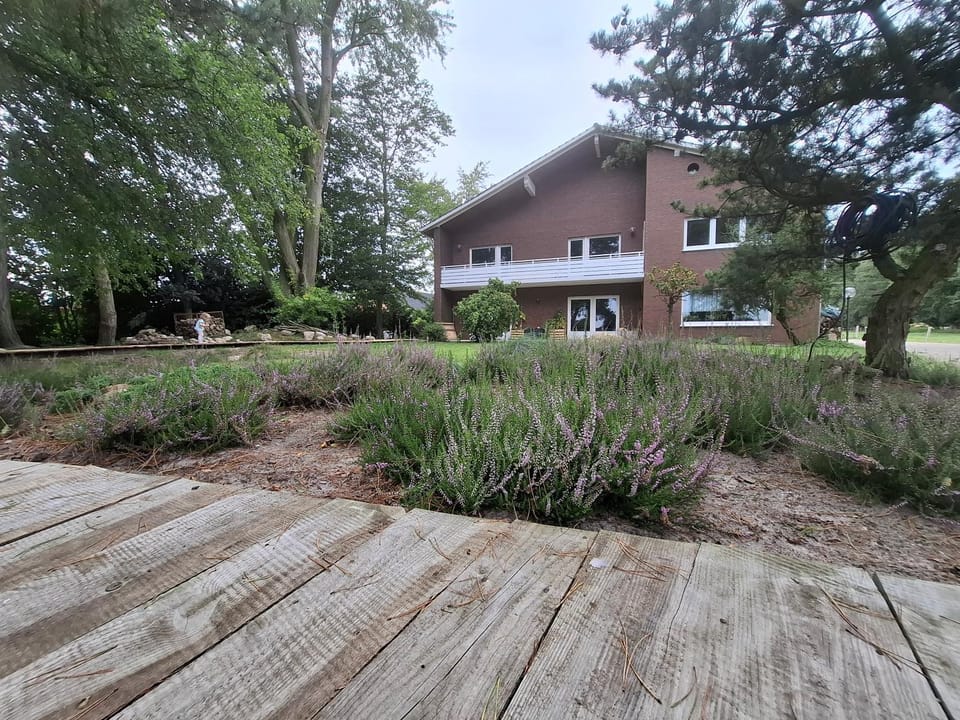 Property building, Natural landscape, Garden view