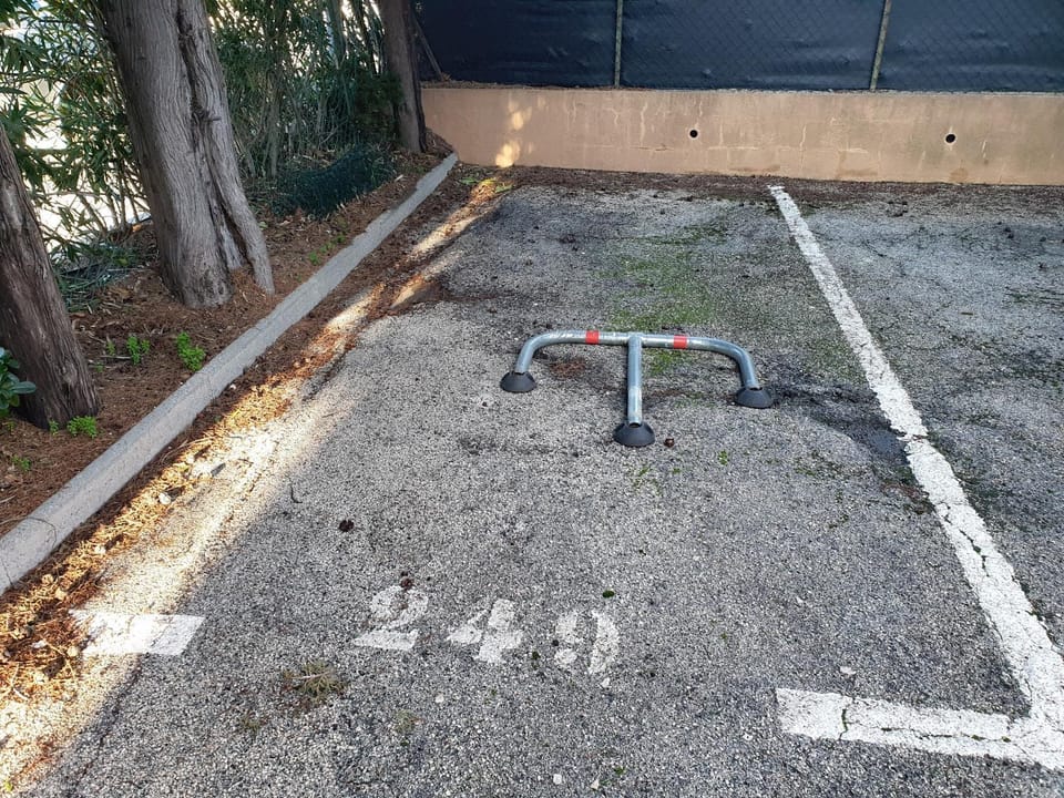 Day, Parking