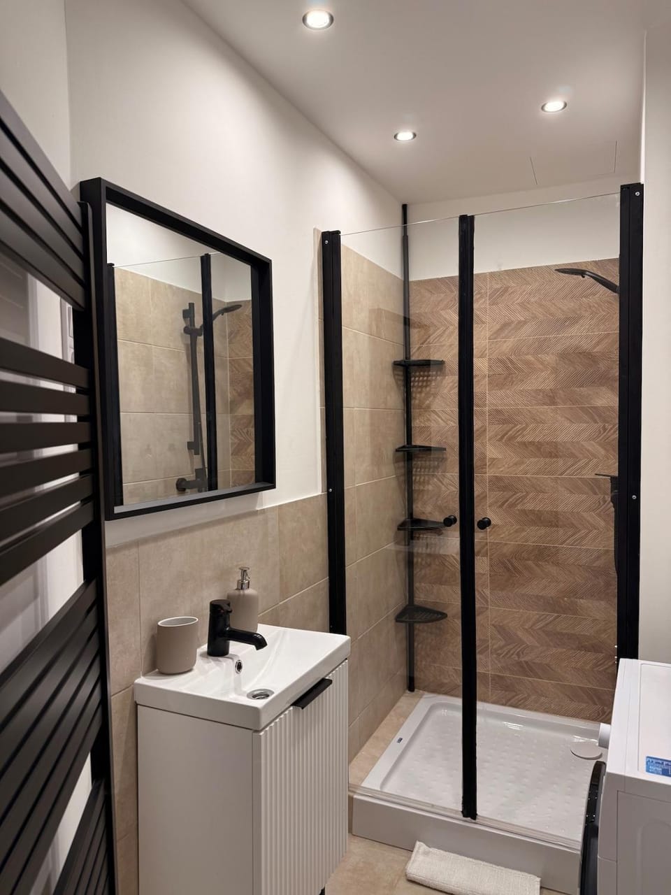 Puskas10 Brand New Modern Cozy Home with Park View Apartment in Budapest