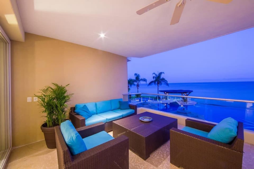 Luxury Beachfront Condo Ocean View & Infinity Pool House in State of Nayarit