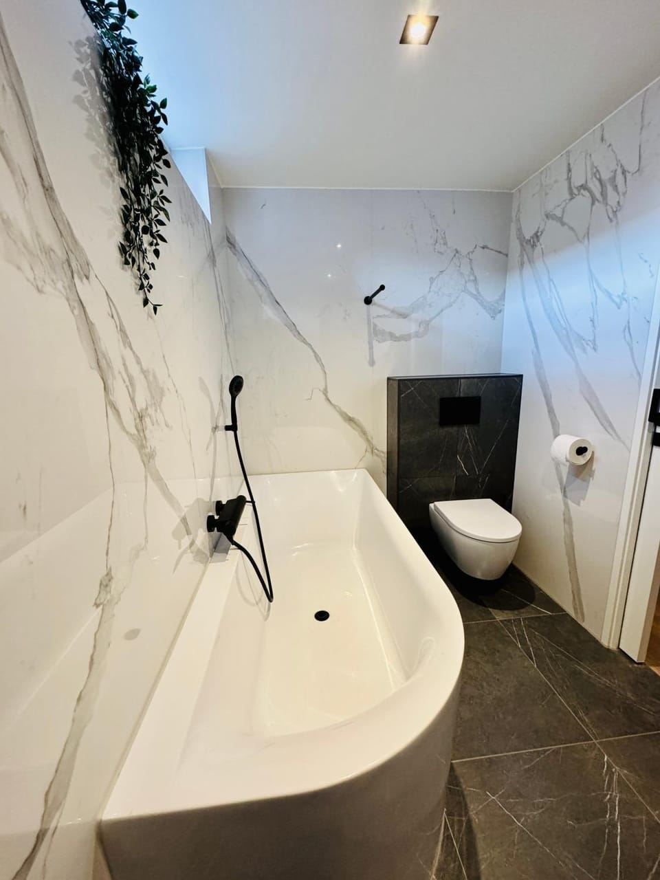 Bathroom, Bath