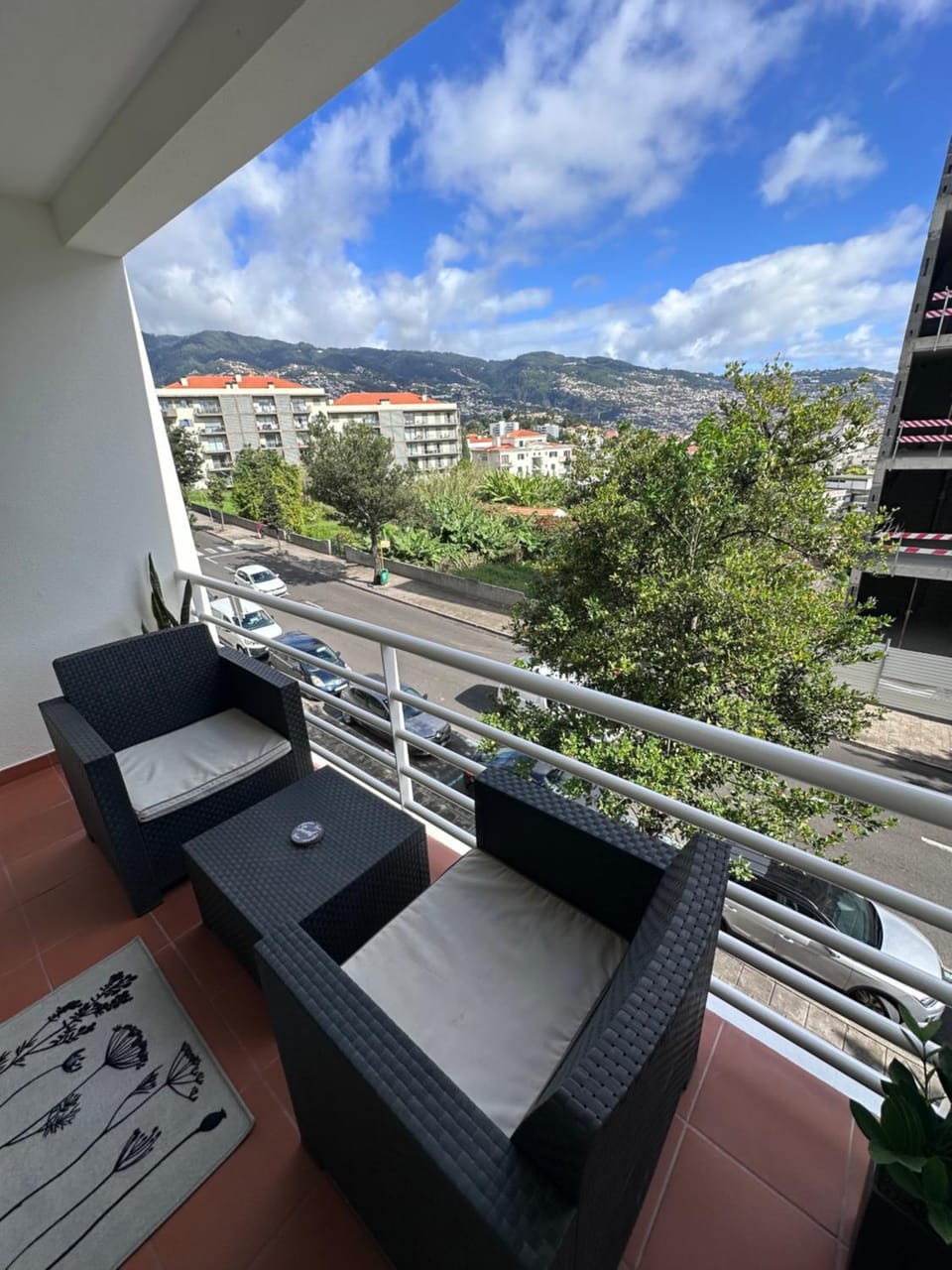 Seating area, Mountain view