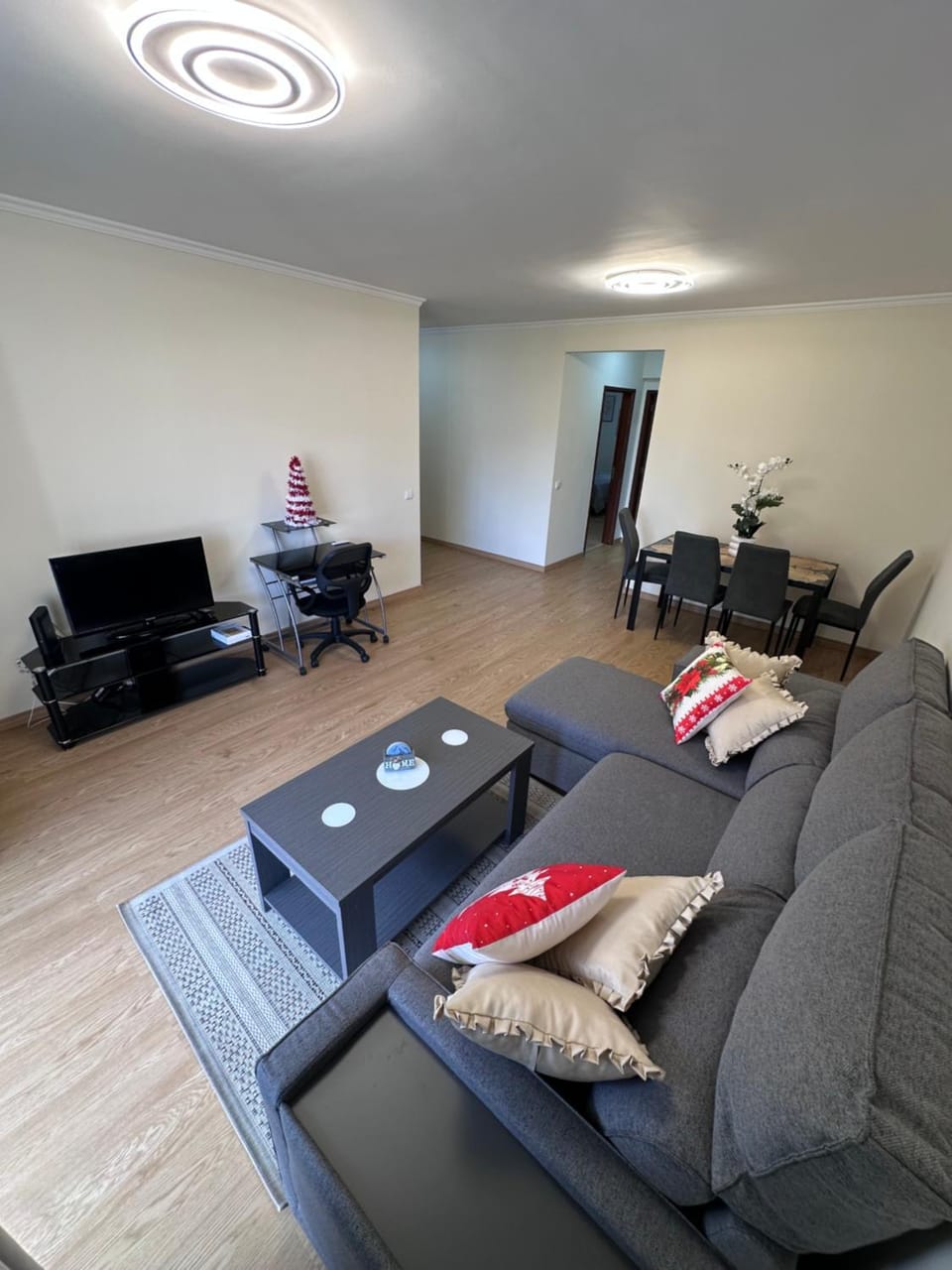 TV and multimedia, Living room, Seating area