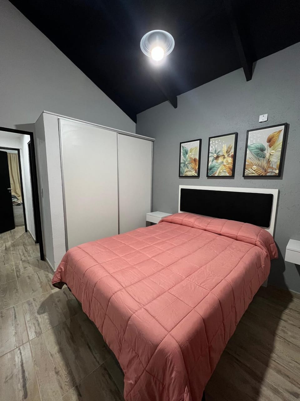 Bed, Photo of the whole room, Bedroom, wardrobe