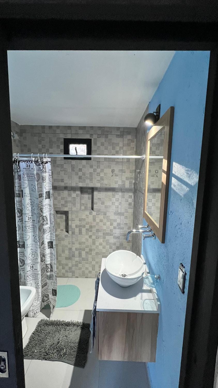 Shower, Bathroom