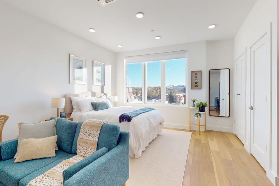 Boston Landing Studio - Rooftop Deck, Near MBTA Apartment in Allston