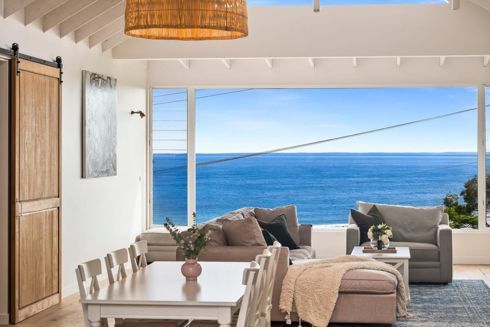 Lounge or bar
