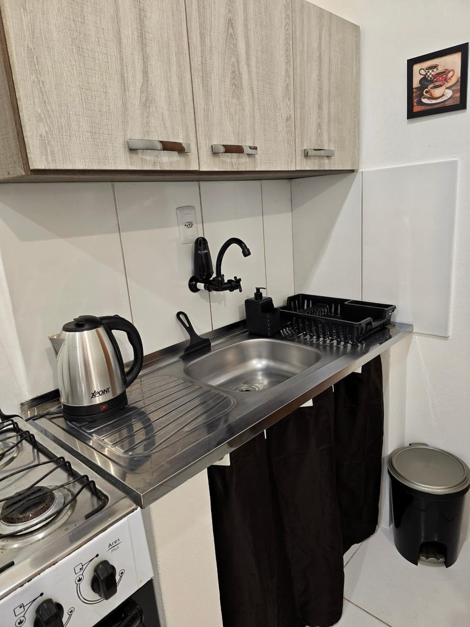 Kitchen or kitchenette, Communal kitchen, kitchen
