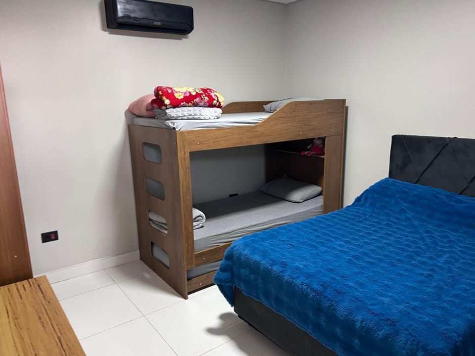 Espaço aconchegante com piscina e area gourmet House in Foz do Iguaçu
