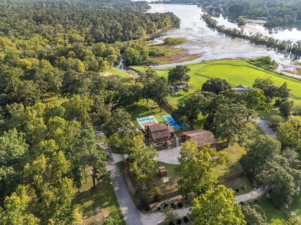 Property building, Natural landscape, Swimming pool