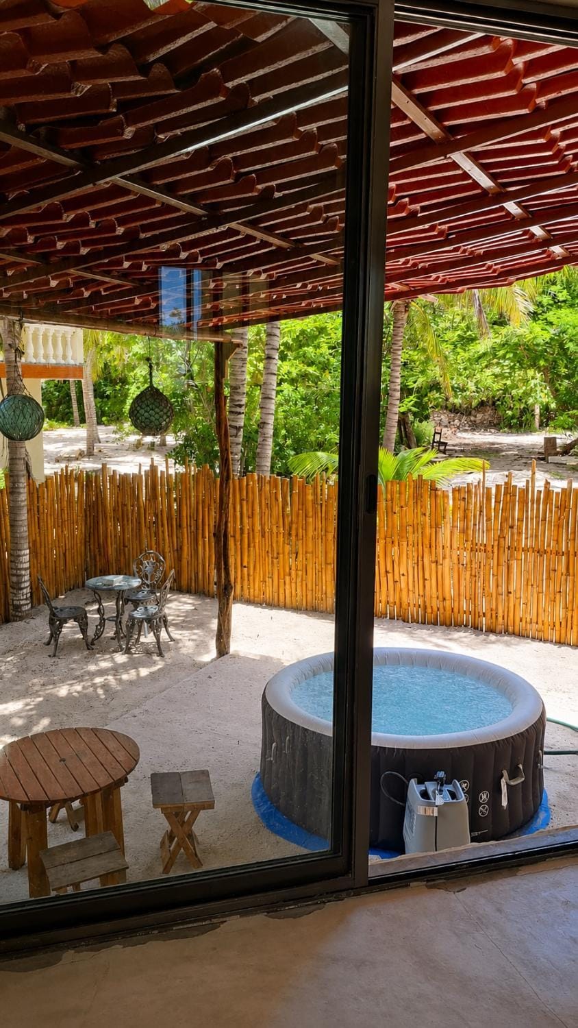 Apartment with jacuzzi and beach club access Apartment in State of Quintana Roo